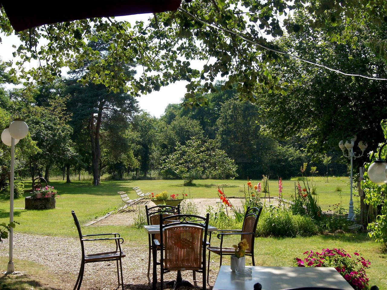 Hotel Restaurant La Sauldraie Salbris Exteriör bild