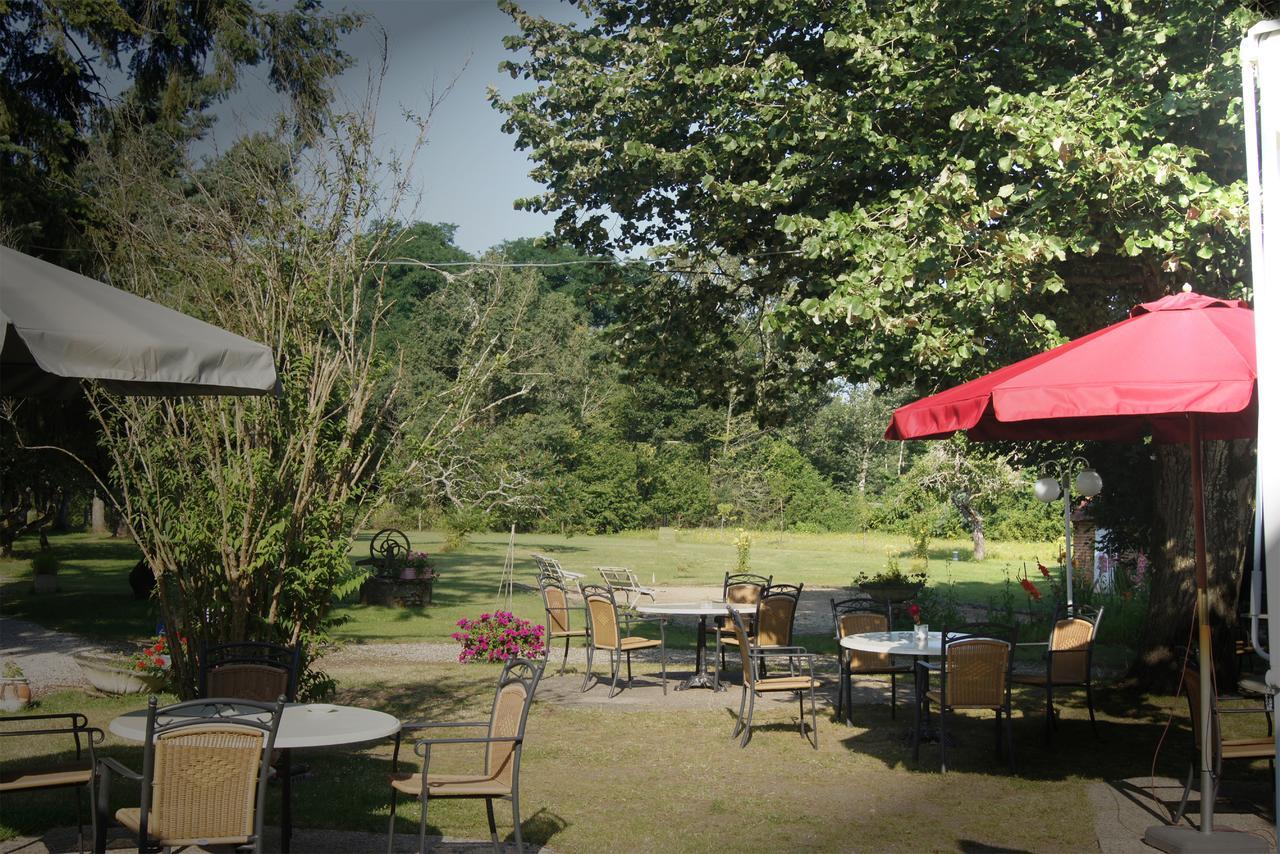 Hotel Restaurant La Sauldraie Salbris Exteriör bild
